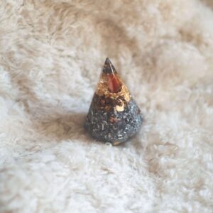 Meteorite Orgonite Point (3.5")